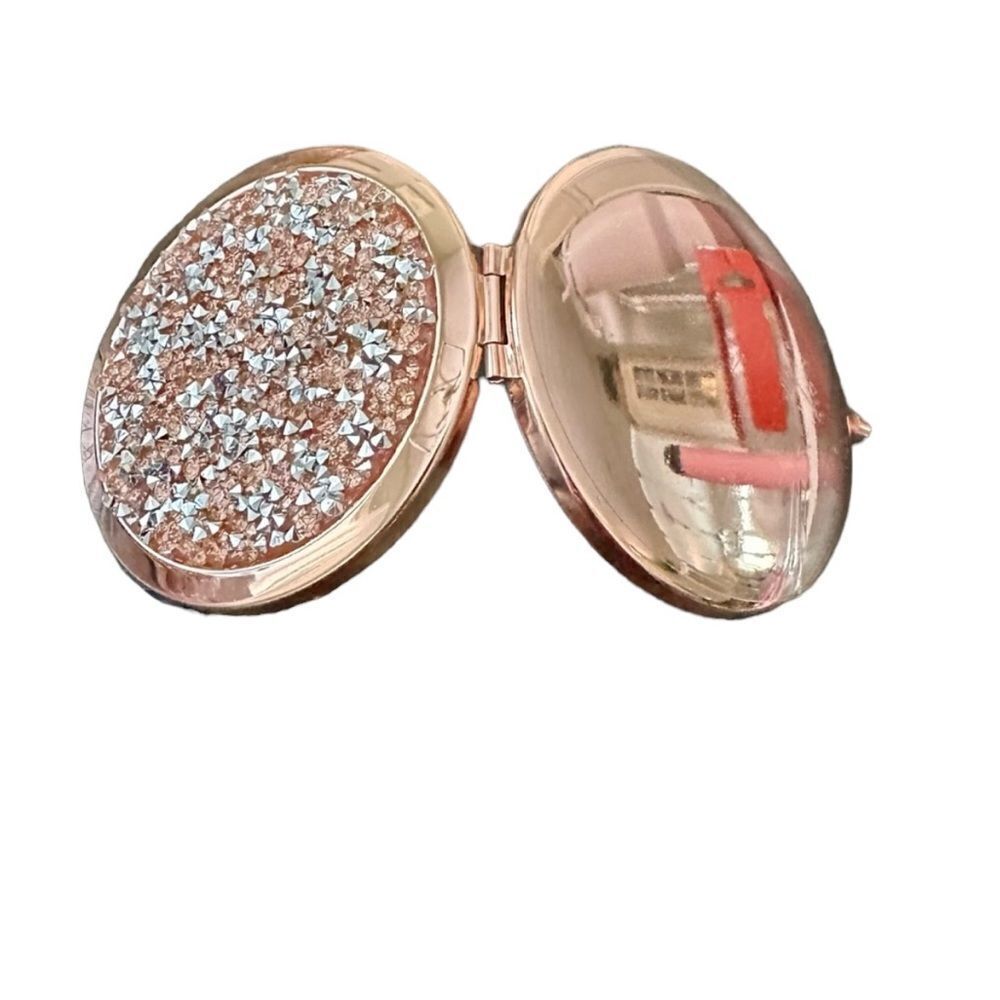 GLAMOROUS GLITTERING COMPACT - Picture 6 of 6